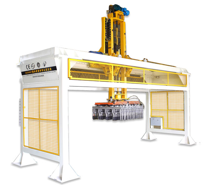 碼垛(duo)機械手(shou) 自動碼(ma)垛機
