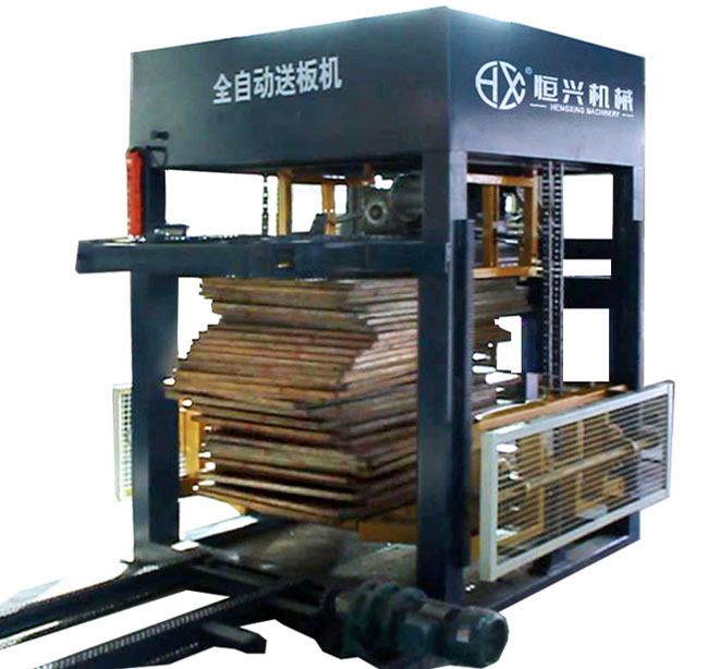 自動(dong)上闆機(jī) 供闆機(ji)