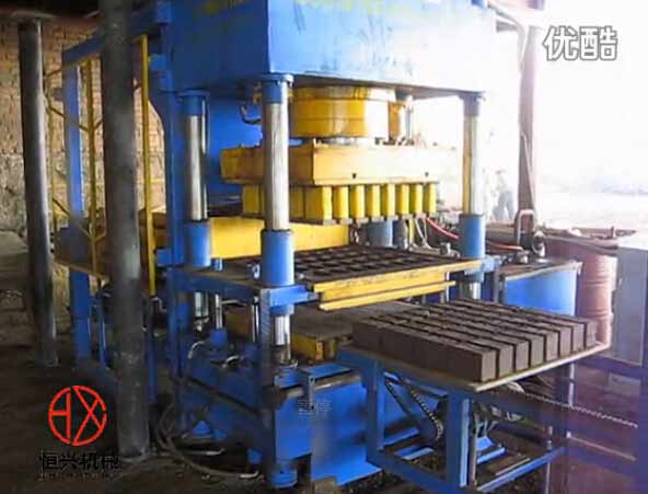 靜壓磚(zhuan)機 6500型礦(kuang)山專用(yong)液壓成(chéng)型機 粉(fen)末成型(xíng)液壓機(ji)